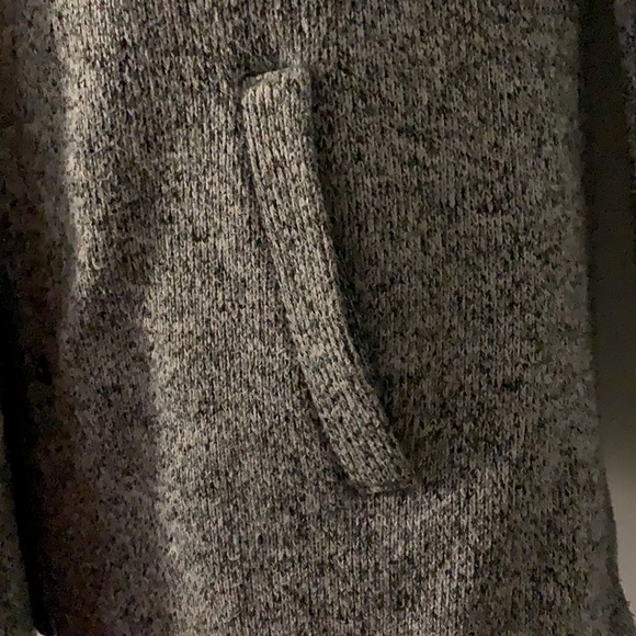 Girls Old Navy Gray Faux Fur Jacket, Size 6/7 - Picture 6 of 6